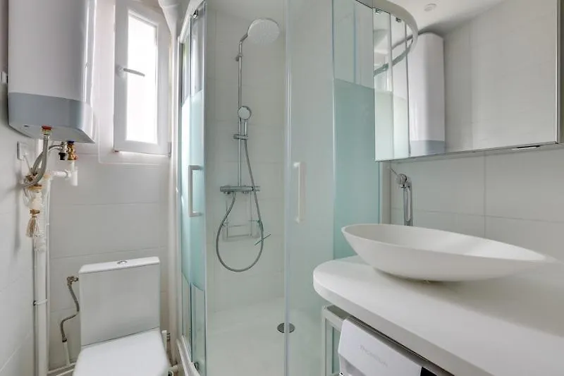 705 Lecourbette - Superbe *